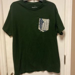 L Hot-topic Attack on Titan Tee